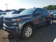 ✅ 2021 Chevrolet Silverado 1500 Custom • VIN: 1GCPYBEK5MZ408718 • Lot: 65639824. Wystawiony na Copart z przebiegiem 40 413 mil. Bezpłatny archiwum sprzedaży aukcyjnych z USA i szczegółowy raport historii pojazdu na DreamBid. Zdjęcie 1.