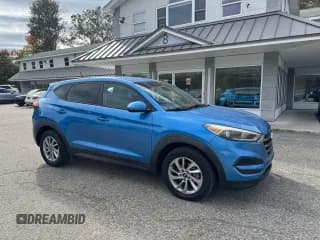 ✅ 2016 Hyundai Tucson SE • VIN: KM8J23A40GU097085 • Лот: 89732635. Опубликован ранее на Copart с пробегом 142 551 миль. Бесплатный доступ к архиву аукционных продаж из США и подробный отчёт об истории автомобиля на DreamBid. Изображение 1.