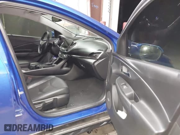 ✅ 2018 Chevrolet Volt Premier • VIN: 1G1RD6S52JU123339 • Лот: 43061624. Опубликован ранее на IAAI с пробегом 92 854 миль. Бесплатный доступ к архиву аукционных продаж из США и подробный отчёт об истории автомобиля на DreamBid. Изображение 5.