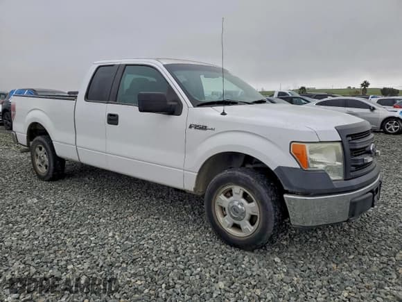 ✅ 2014 Ford F-150 XL • VIN: 1FTEX1CM0EKF27554 • Лот: 92260515. Опубликован ранее на Copart с пробегом 272 956 миль. Бесплатный доступ к архиву аукционных продаж из США и подробный отчёт об истории автомобиля на DreamBid. Изображение 4.