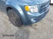 ✅ 2011 Ford Escape Hybrid • VIN: 1FMCU4K33BKA30676 • Lot: 43337983. Wystawiony na IAAI z przebiegiem Nie podano. Bezpłatny archiwum sprzedaży aukcyjnych z USA i szczegółowy raport historii pojazdu na DreamBid. Zdjęcie 6.