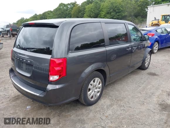 ✅ 2019 Dodge Grand Caravan SE • VIN: 2C4RDGBG8KR501306 • Lot: 43150729. Wystawiony na IAAI z przebiegiem 153 595 mil. Bezpłatny archiwum sprzedaży aukcyjnych z USA i szczegółowy raport historii pojazdu na DreamBid. Zdjęcie 4.