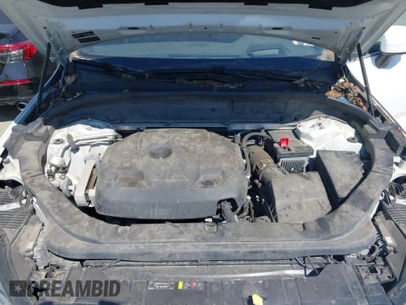 ✅ 2019 Volvo XC60 Momentum • VIN: LYVA22RK5KB191242 • Lot: 42697675. Wystawiony na IAAI z przebiegiem 64 410 mil. Bezpłatny archiwum sprzedaży aukcyjnych z USA i szczegółowy raport historii pojazdu na DreamBid. Zdjęcie 10.