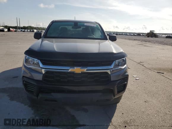 ✅ 2021 Chevrolet Colorado 2WD Work Truck • VIN: 1GCGSBEN6M1111936 • Lot: 56845975. Wystawiony na Copart z przebiegiem 38 244 mil. Bezpłatny archiwum sprzedaży aukcyjnych z USA i szczegółowy raport historii pojazdu na DreamBid. Zdjęcie 5.