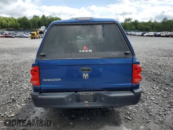 2008 Dodge Dakota ST with VIN 1D7HE22K68S636734, listed as a Copart auction lot 66870235 with 105,985 mi miles and Salvage title. Bid and sale history available at DreamBid. Image 6.