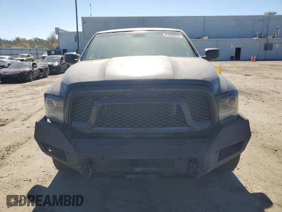 ✅ 2019 Ram 1500 Warlock • VIN: 1C6RR7GG5KS617398 • Lot: 87062875. Wystawiony na Copart z przebiegiem 49 929 mil. Bezpłatny archiwum sprzedaży aukcyjnych z USA i szczegółowy raport historii pojazdu na DreamBid. Zdjęcie 5.