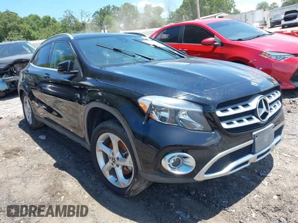 ✅ 2019 Mercedes-Benz GLA 250 • VIN: WDCTG4EB6KJ546495 • Lot: 42729981. Wystawiony na IAAI z przebiegiem 67 939 mil. Bezpłatny archiwum sprzedaży aukcyjnych z USA i szczegółowy raport historii pojazdu na DreamBid. Zdjęcie 1.