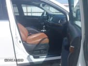 ✅ 2019 Toyota Highlander Limited • VIN: 5TDDZRFH9KS972799 • Lot: 42675544. Wystawiony na IAAI z przebiegiem 49 921 mil. Bezpłatny archiwum sprzedaży aukcyjnych z USA i szczegółowy raport historii pojazdu na DreamBid. Zdjęcie 5.