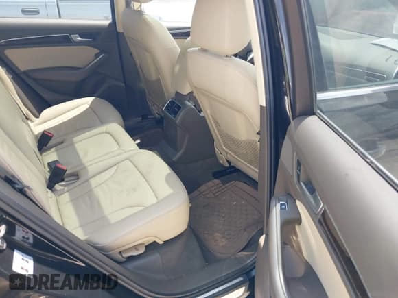 ✅ 2013 Audi Q5 Premium Plus • VIN: WA1LFAFP8DA042075 • Lot: 42561843. Listed on IAAI with 200,478 mi. Free auction sales archive from the USA and detailed vehicle history report at DreamBid. Image 8.