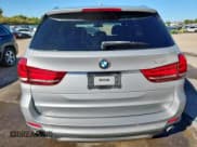 ✅ 2017 BMW X5 sDrive35i • VIN: 5UXKR2C36H0X03404 • Lot: 91397655. Wystawiony na Copart z przebiegiem 134 889 mil. Bezpłatny archiwum sprzedaży aukcyjnych z USA i szczegółowy raport historii pojazdu na DreamBid. Zdjęcie 6.