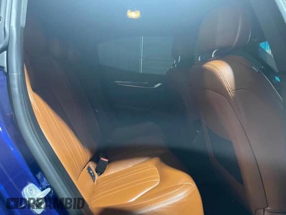 ✅ 2014 Maserati Ghibli S Q4 • VIN: ZAM57RTA0E1087454 • Lot: 41546205. Wystawiony na Copart z przebiegiem 58 880 mil. Bezpłatny archiwum sprzedaży aukcyjnych z USA i szczegółowy raport historii pojazdu na DreamBid. Zdjęcie 6.