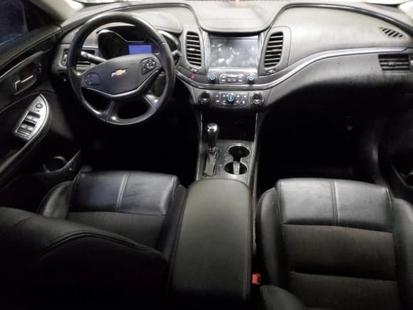 ✅ 2017 Chevrolet Impala LT • VIN: 2G1105S32H9160335 • Лот: 68459884. Опубликован ранее на Copart с пробегом 164 584 миль. Бесплатный доступ к архиву аукционных продаж из США и подробный отчёт об истории автомобиля на DreamBid. Изображение 8.