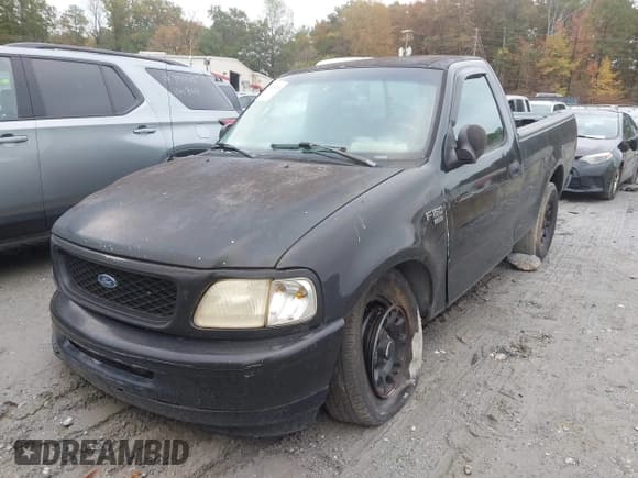 ✅ 1998 Ford F-150 • VIN: 1FTYF1767WNC12939 • Лот: 43528583. Опубликован ранее на IAAI с пробегом 276 123 миль. Бесплатный доступ к архиву аукционных продаж из США и подробный отчёт об истории автомобиля на DreamBid. Изображение 2.