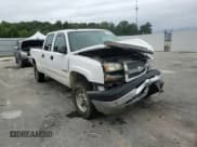 ✅ 2004 Chevrolet Silverado 2500HD LS • VIN: 1GCHK23U84F104066 • Lot: 70568395. Wystawiony na Copart z przebiegiem 185 726 mil. Bezpłatny archiwum sprzedaży aukcyjnych z USA i szczegółowy raport historii pojazdu na DreamBid. Zdjęcie 14.