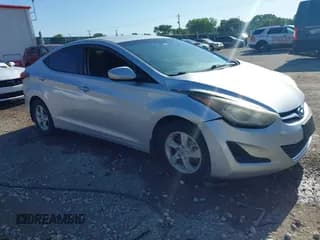 ✅ 2015 Hyundai Elantra SE • VIN: KMHDH4AEXFU263881 • Lot: 42839818. Listed on IAAI with 172,549 mi. Free auction sales archive from the USA and detailed vehicle history report at DreamBid. Image 1.