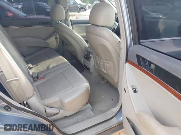 2007 Hyundai Veracruz GLS с VIN KM8NU13C67U024016, выставлен на аукционе IAAI как лот 42491374 с пробегом 241 448 миль миль и . История ставок и продаж доступна на DreamBid. Изображение 8.