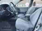 2005 Hyundai Elantra GLS z VIN KMHDN46D25U071992, wystawiony jako Copart lot #80235574 z przebiegiem 304 225 mil mil oraz Szkoda całkowita • Salvage title. Historia ofert i sprzedaży dostępna na DreamBid. Obrazek 7.