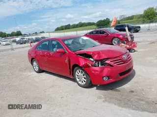 ✅ 2010 Toyota Camry LE • VIN: 4T1BK3EK5AU109686 • Лот: 43049630. Опубликован ранее на IAAI с пробегом 182 496 миль. Бесплатный доступ к архиву аукционных продаж из США и подробный отчёт об истории автомобиля на DreamBid. Изображение 1.