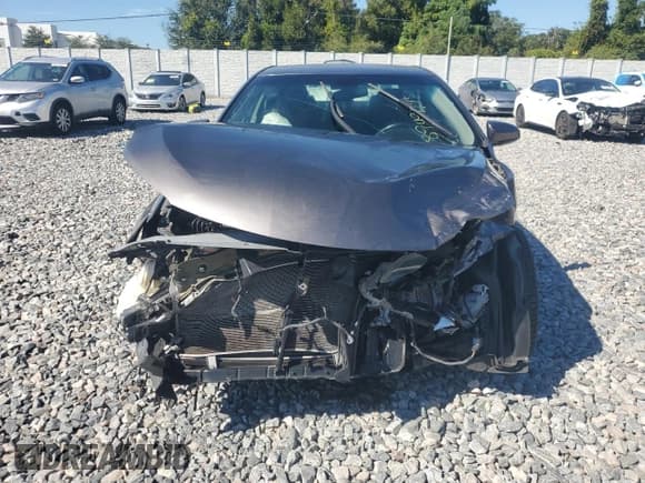 ✅ 2015 Toyota Camry XSE • VIN: 4T1BF1FK3FU901608 • Лот: 89491175. Опубликован ранее на Copart с пробегом 82 457 миль. Бесплатный доступ к архиву аукционных продаж из США и подробный отчёт об истории автомобиля на DreamBid. Изображение 5.