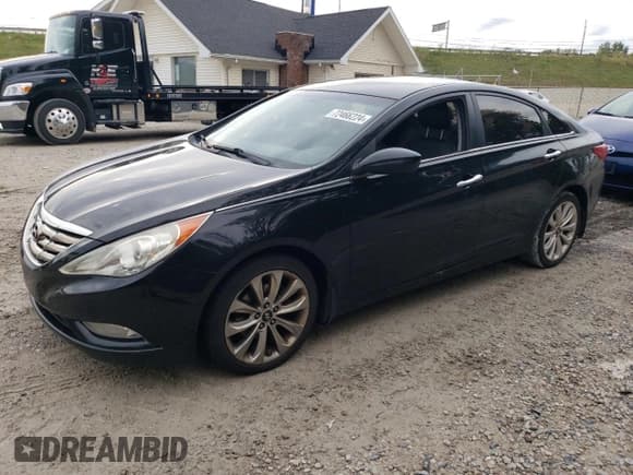 ✅ 2011 Hyundai Sonata SE • VIN: 5NPEC4AC9BH098836 • Lot: 72466224. Listed on Copart with 124,982 mi. Free auction sales archive from the USA and detailed vehicle history report at DreamBid. Image 1.
