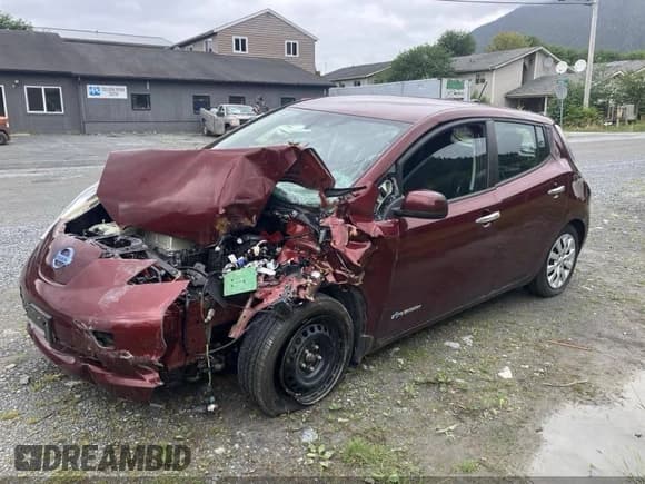 ✅ 2017 Nissan LEAF S • VIN: 1N4BZ0CP5HC304996 • Lot: 43063169. Wystawiony na IAAI z przebiegiem Nie podano. Bezpłatny archiwum sprzedaży aukcyjnych z USA i szczegółowy raport historii pojazdu na DreamBid. Zdjęcie 2.