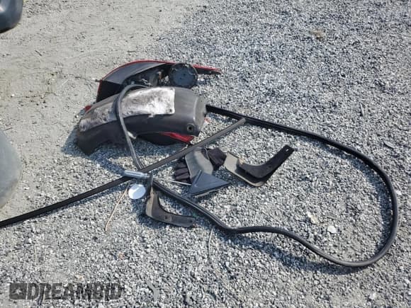 ✅ 2013 Hyundai Elantra GLS • VIN: 5NPDH4AE4DH249616 • Lot: 81478295. Listed on Copart with 140,064 mi. Free auction sales archive from the USA and detailed vehicle history report at DreamBid. Image 12.