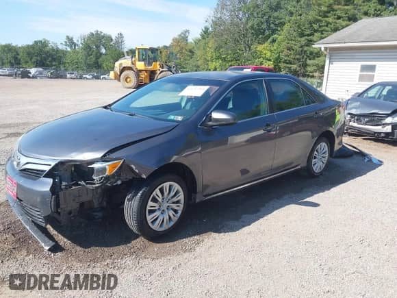 2012 Toyota Camry L с VIN 4T4BF1FK6CR260309, выставлен на аукционе IAAI как лот 43137384 с пробегом 125 393 миль миль и . История ставок и продаж доступна на DreamBid. Изображение 2.