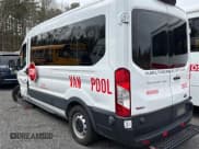 ✅ 2020 Ford Transit Passenger XL • VIN: 1FDAX2C84LKB65020 • Lot: 50907935. Wystawiony na Copart z przebiegiem 63 911 mil. Bezpłatny archiwum sprzedaży aukcyjnych z USA i szczegółowy raport historii pojazdu na DreamBid. Zdjęcie 3.