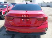 ✅ 2023 Kia Forte LX • VIN: 3KPF24AD7PE555042 • Lot: 43271638. Wystawiony na IAAI z przebiegiem 40 444 mil. Bezpłatny archiwum sprzedaży aukcyjnych z USA i szczegółowy raport historii pojazdu na DreamBid. Zdjęcie 17.