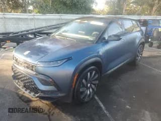 ✅ 2023 Fisker Ocean One • VIN: VCF1ZBU24PG002546 • Лот: 84026275. Опубликован ранее на Copart с пробегом 99 999 миль. Бесплатный доступ к архиву аукционных продаж из США и подробный отчёт об истории автомобиля на DreamBid. Изображение 1.