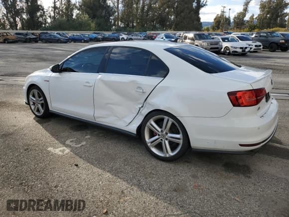 ✅ 2016 Volkswagen Jetta GLI SE • VIN: 3VW4T7AJ8GM371095 • Лот: 93543595. Опубликован ранее на Copart с пробегом 219 285 миль. Бесплатный доступ к архиву аукционных продаж из США и подробный отчёт об истории автомобиля на DreamBid. Изображение 2.