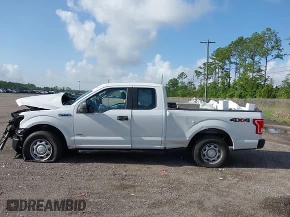 ✅ 2017 Ford F-150 XL • VIN: 1FTEX1EP4HFC31070 • Лот: 42827853. Опубликован ранее на IAAI с пробегом 142 921 миль. Бесплатный доступ к архиву аукционных продаж из США и подробный отчёт об истории автомобиля на DreamBid. Изображение 14.