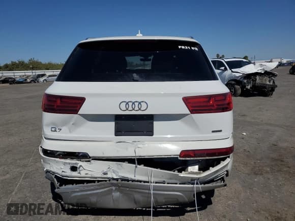 ✅ 2017 Audi Q7 Premium • VIN: WA1AHAF75HD058269 • Lot: 69506275. Wystawiony na Copart z przebiegiem 128 633 mil. Bezpłatny archiwum sprzedaży aukcyjnych z USA i szczegółowy raport historii pojazdu na DreamBid. Zdjęcie 6.