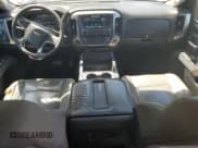 ✅ 2015 Chevrolet Silverado 2500HD LTZ • VIN: 1GC1KWE89FF665985 • Lot: 65956845. Wystawiony na Copart z przebiegiem 261 917 mil. Bezpłatny archiwum sprzedaży aukcyjnych z USA i szczegółowy raport historii pojazdu na DreamBid. Zdjęcie 8.