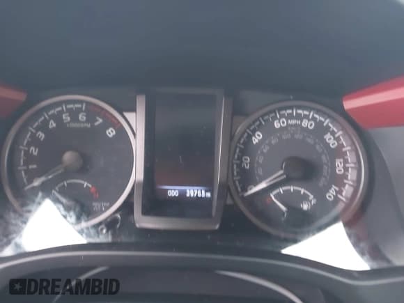 ✅ 2020 Toyota Tacoma SR5 • VIN: 3TMCZ5ANXLM296379 • Lot: 42699808. Listed on IAAI with 39,765 mi. Free auction sales archive from the USA and detailed vehicle history report at DreamBid. Image 7.