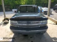 ✅ 2001 Chevrolet Suburban LS • VIN: 3GNEC16T11G283940 • Lot: 52162715. Wystawiony na Copart z przebiegiem 197 628 mil. Bezpłatny archiwum sprzedaży aukcyjnych z USA i szczegółowy raport historii pojazdu na DreamBid. Zdjęcie 5.