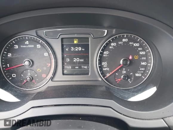 ✅ 2016 Audi Q3 Premium Plus • VIN: WA1BFCFS1GR010795 • Лот: 43357405. Опубликован ранее на IAAI с пробегом 77 928 миль. Бесплатный доступ к архиву аукционных продаж из США и подробный отчёт об истории автомобиля на DreamBid. Изображение 7.