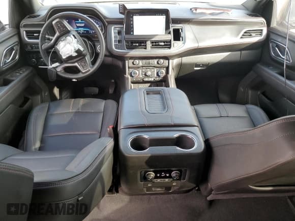 ✅ 2023 Chevrolet Suburban RST • VIN: 1GNSKEKD0PR238007 • Lot: 85751055. Wystawiony na Copart z przebiegiem 20 477 mil. Bezpłatny archiwum sprzedaży aukcyjnych z USA i szczegółowy raport historii pojazdu na DreamBid. Zdjęcie 8.