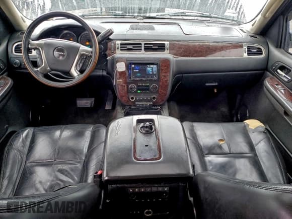 ✅ 2007 GMC Yukon Denali • VIN: 1GKFK63897J148035 • Lot: 94592295. Wystawiony na Copart z przebiegiem 207 657 mil. Bezpłatny archiwum sprzedaży aukcyjnych z USA i szczegółowy raport historii pojazdu na DreamBid. Zdjęcie 8.