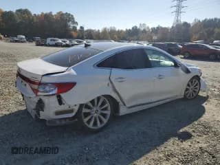 ✅ 2017 Hyundai Azera Limited • VIN: KMHFH4JG5HA590574 • Лот: 77846934. Опубликован ранее на Copart с пробегом Не указан. Бесплатный доступ к архиву аукционных продаж из США и подробный отчёт об истории автомобиля на DreamBid. Изображение 3.