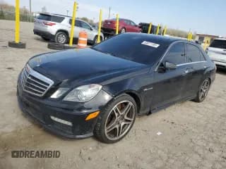 ✅ 2013 Mercedes-Benz E 63 AMG • VIN: WDDHF7EB1DA701849 • Lot: 53877195. Wystawiony na Copart z przebiegiem 107 693 mil. Bezpłatny archiwum sprzedaży aukcyjnych z USA i szczegółowy raport historii pojazdu na DreamBid. Zdjęcie 1.