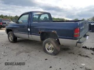 ✅ 2001 Dodge 1500 • VIN: 1B7HF16Y81S774099 • Лот: 70673934. Опубликован ранее на Copart с пробегом Не указан. Бесплатный доступ к архиву аукционных продаж из США и подробный отчёт об истории автомобиля на DreamBid. Изображение 2.