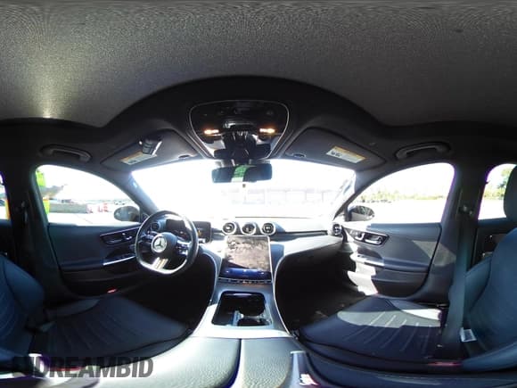 ✅ 2024 Mercedes-Benz C 300 • VIN: W1KAF4GB9RR173743 • Lot: 42894085. Wystawiony na IAAI z przebiegiem 24 331 mil. Bezpłatny archiwum sprzedaży aukcyjnych z USA i szczegółowy raport historii pojazdu na DreamBid. Zdjęcie 19.