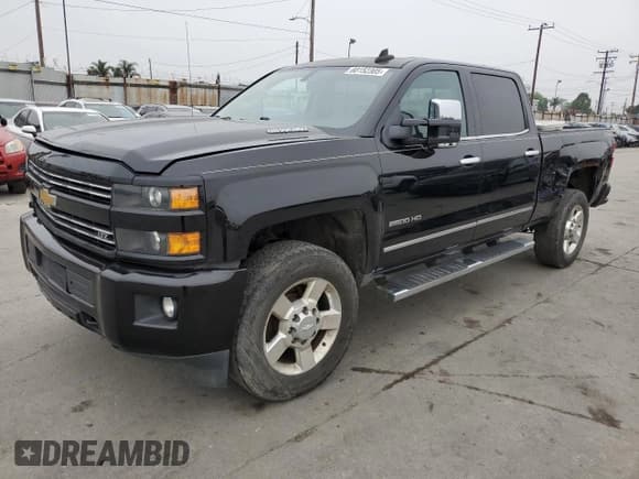 ✅ 2016 Chevrolet Silverado 2500HD LTZ • VIN: 1GC1KWE83GF199150 • Lot: 60152305. Wystawiony na Copart z przebiegiem 148 704 mil. Bezpłatny archiwum sprzedaży aukcyjnych z USA i szczegółowy raport historii pojazdu na DreamBid. Zdjęcie 1.