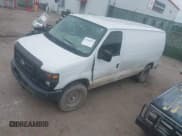 ✅ 2009 Ford Econoline Cargo • VIN: 1FTNE24L79DA62105 • Lot: 43585969. Wystawiony na IAAI z przebiegiem 356 592 mil. Bezpłatny archiwum sprzedaży aukcyjnych z USA i szczegółowy raport historii pojazdu na DreamBid. Zdjęcie 2.