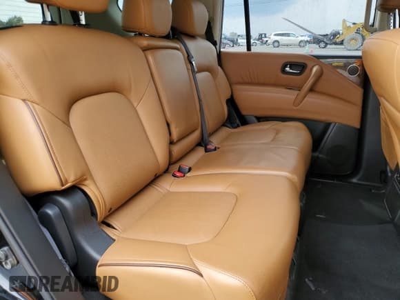 ✅ 2016 Infiniti QX80 • VIN: JN8AZ2ND2G9801721 • Лот: 82037345. Опубликован ранее на Copart с пробегом 84 110 миль. Бесплатный доступ к архиву аукционных продаж из США и подробный отчёт об истории автомобиля на DreamBid. Изображение 11.