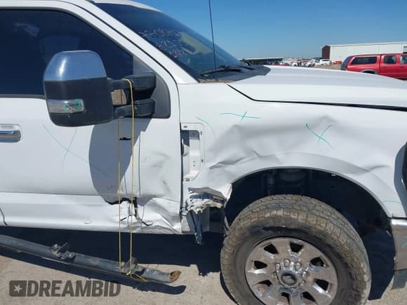 ✅ 2019 Ford F-250 XL • VIN: 1FT7W2B67KEE21553 • Lot: 41850136. Listed on IAAI with 157,012 mi. Free auction sales archive from the USA and detailed vehicle history report at DreamBid. Image 6.