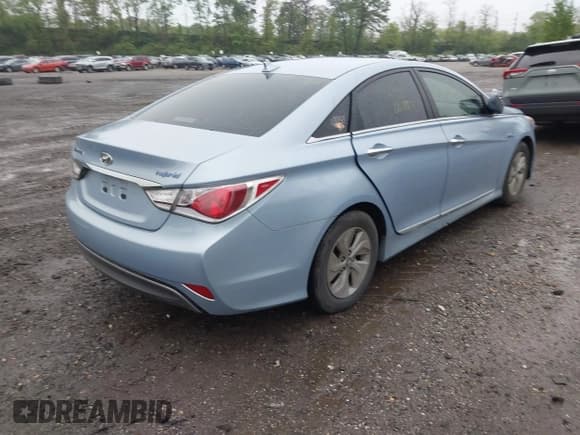 ✅ 2014 Hyundai Sonata Limited • VIN: KMHEC4A48EA109924 • Lot: 42238340. Wystawiony na IAAI z przebiegiem Nie podano. Bezpłatny archiwum sprzedaży aukcyjnych z USA i szczegółowy raport historii pojazdu na DreamBid. Zdjęcie 4.