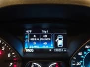 ✅ 2016 Ford Escape SE • VIN: 1FMCU0GXXGUB57733 • Lot: 43630706. Wystawiony na IAAI z przebiegiem 280 651 mil. Bezpłatny archiwum sprzedaży aukcyjnych z USA i szczegółowy raport historii pojazdu na DreamBid. Zdjęcie 7.