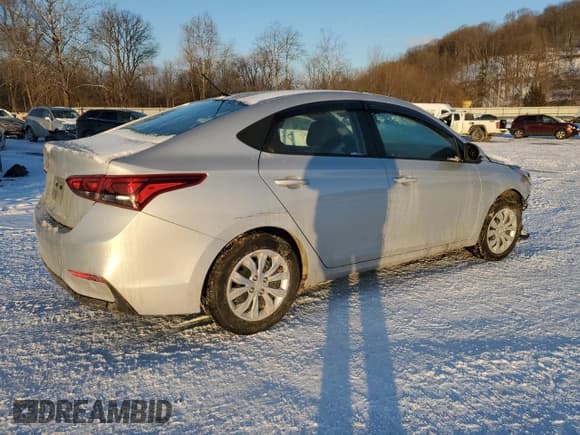 ✅ 2022 Hyundai Accent SE • VIN: 3KPC24A69NE166680 • Лот: 88572995. Опубликован ранее на Copart с пробегом 40 053 миль. Бесплатный доступ к архиву аукционных продаж из США и подробный отчёт об истории автомобиля на DreamBid. Изображение 3.